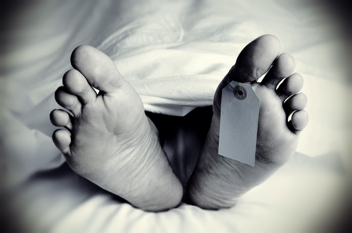बेलायत बस्दै आएका गायकको मृत्यु