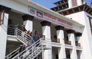 दाहाल– नेपाल समूहबाट आधिकारिकताको दाबी पेश
