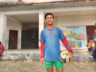 भलिबलमा भविष्य खोज्दै  भण्डारी