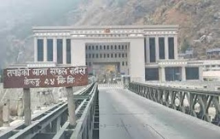 रसुवागढी नाकाबाट व्यापारिक कारोवार शुरू