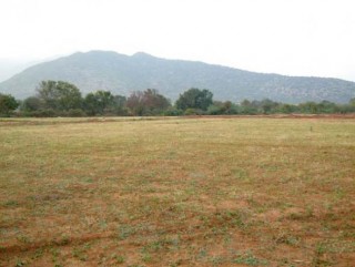 पिताको स्मृतिमा अस्पतालका लागि जग्गादान