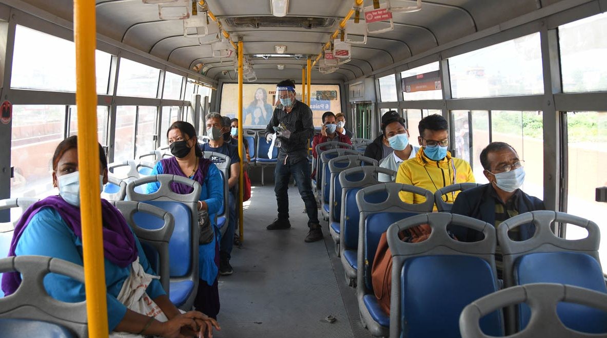 सार्वजनिक यातायातमा मास्क अनिवार्य