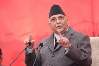एमाले बैठक : पार्टी ह्विप उलङ्घन गर्नेलाई कारवाहीः समानान्तर गतिविधिमा संलग्नलाई फर्कन आग्रह
