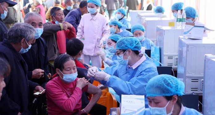 चीनमा ३० करोड व्यक्तिलाई खोप लगाइयो