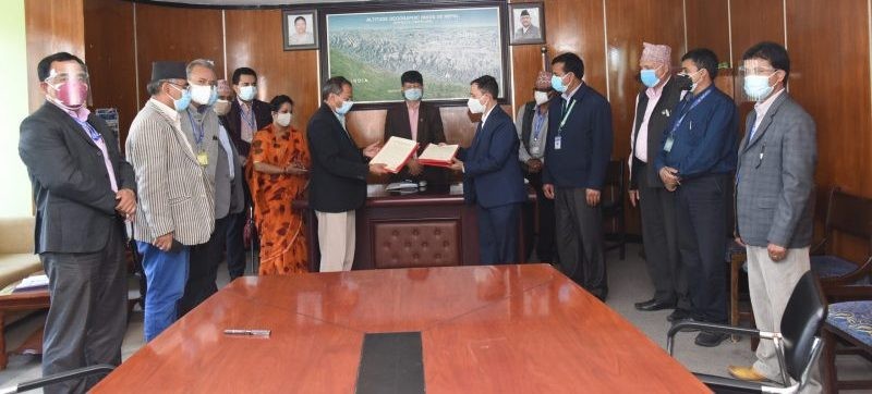 उपत्यकाका सात ठुला अस्पताल सँग काठमाडौं महानगरपालिकाको सहयोग सम्झौता