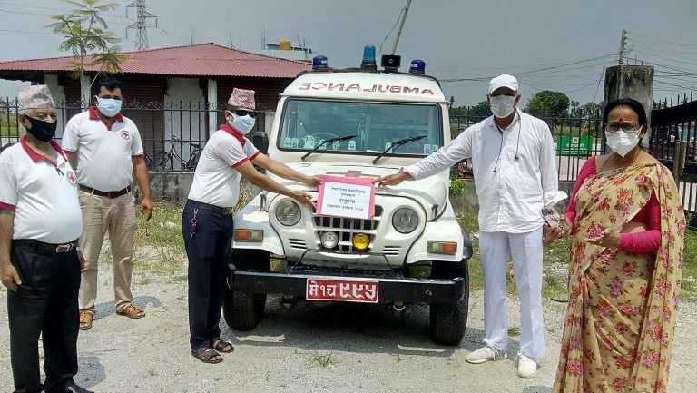 कनकाई रेडक्रसद्धारा स्थानीय सरकारलाई एम्बुलेन्स सहयोग