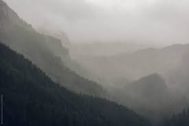 पहाड र तराईका केही स्थानमा चट्याङ्ग र हावाहुरीसहित वर्षाको सम्भावना