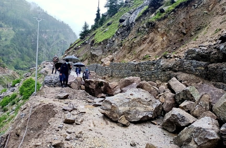 अवरुद्ध महाकाली राजमार्ग खुल्यो