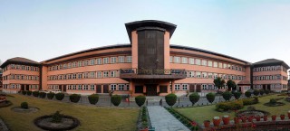 विघटन मुद्दामा फैसला अर्को साता