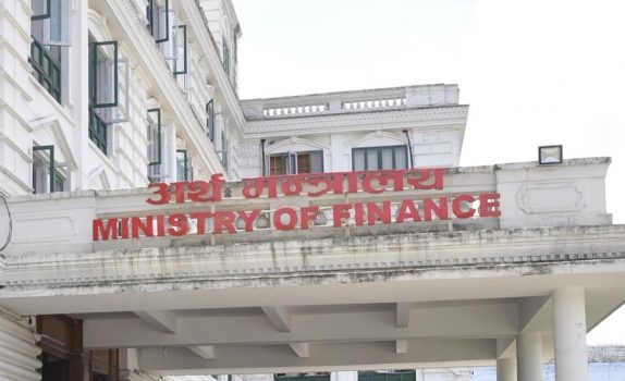अर्थमन्त्रालयको प्रष्टोक्ति– स्यानिटरी प्याडमा कर थपिएको छैन