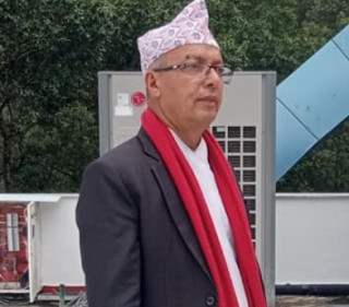 उनिहरु उनिहरु जस्तै भई दिएको भए............    
