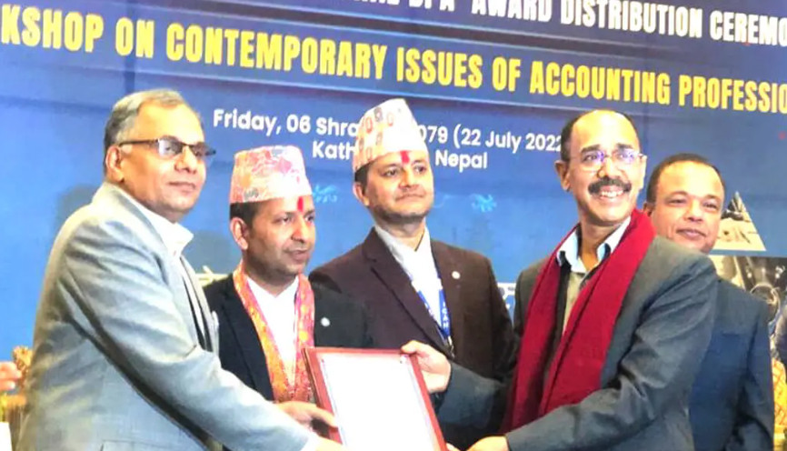 आई क्यान अवार्डबाट बुटवल पावर सम्मानित