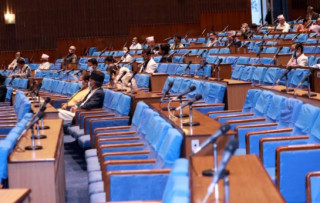 बीमा सम्बन्धी विधेयक पारित