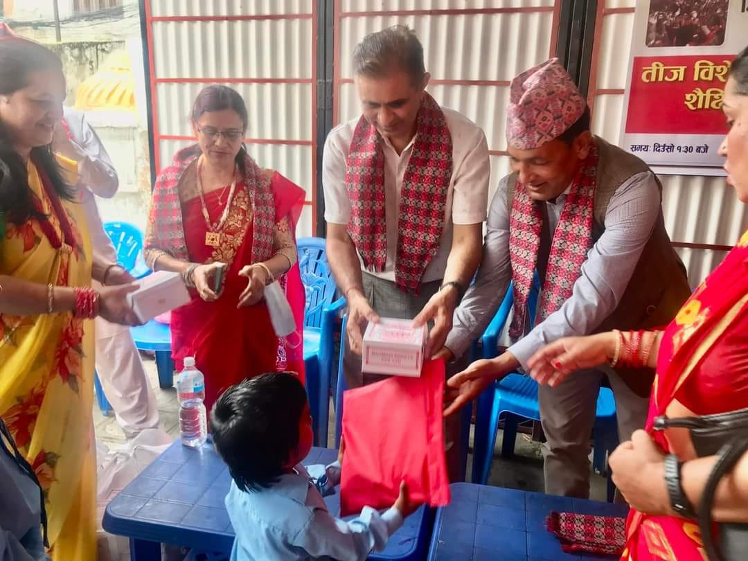 ऐतिहासिक स्थान छनोट गर्दै नेपाल राष्ट्रिय शिक्षक संगठन काठमाडौंद्धारा तिजविशेष कार्यक्रम सम्पन्न
