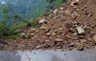 प्युठान पहिरो अपडेट : तीन शव निकालियो, तीन जना अझै बेपत्ता