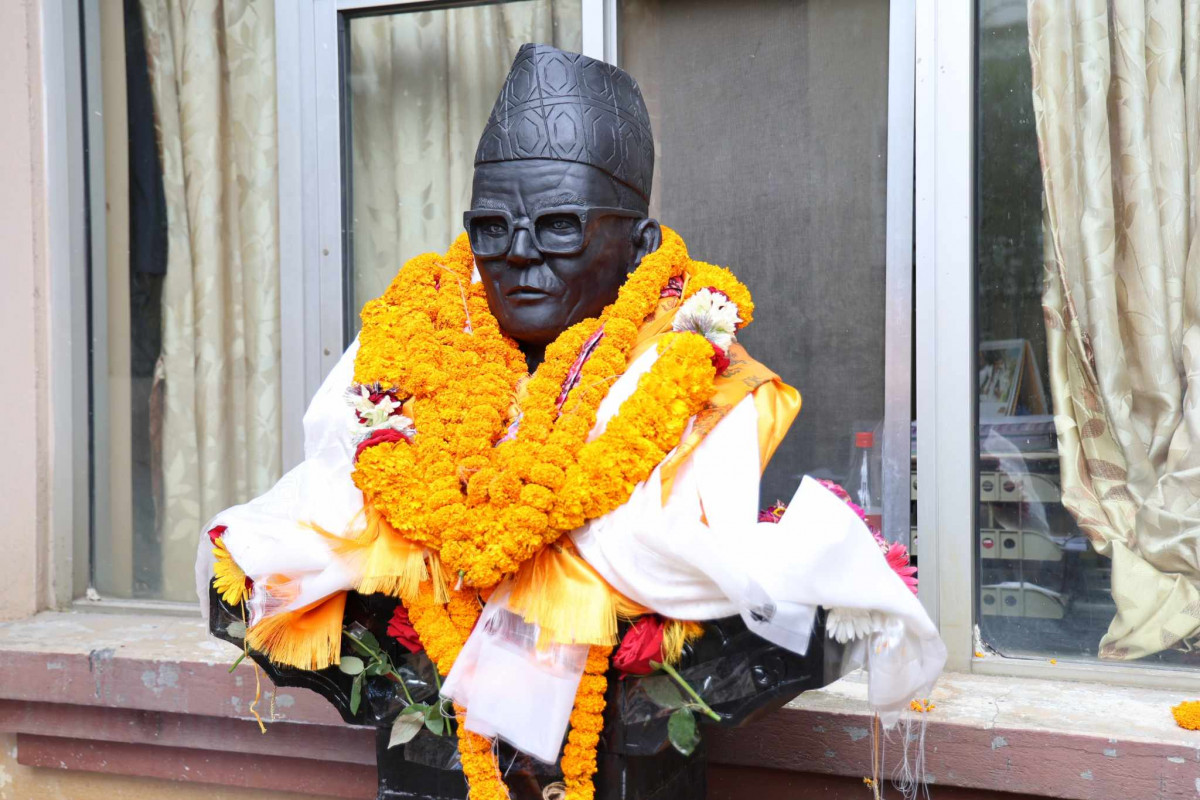 बौद्धनाथ क्षेत्र विकासका संस्थापक अध्यक्ष स्व. साङ्गे लामाको अर्धकदको शालिक अनावरण