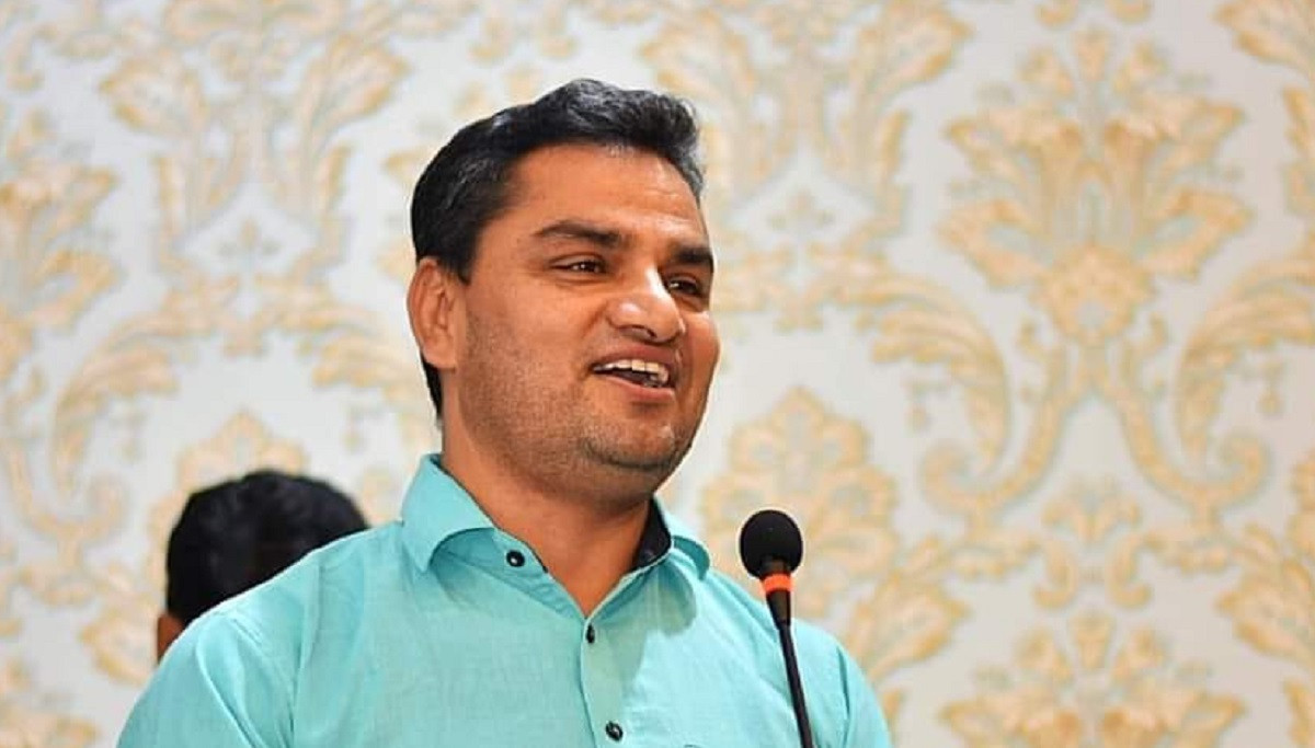 स्वास्थ्य बीमा रकम पाँच लाख पुर्‍याइने