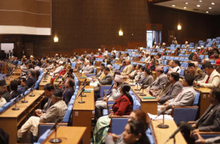 प्रतिनिधिसभाको बैठक बस्दै