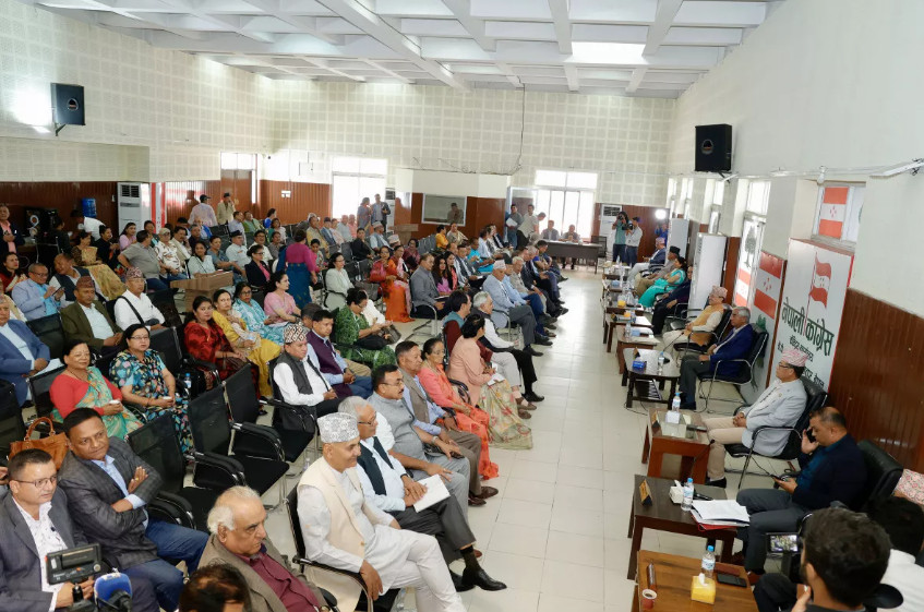 काँग्रेस केन्द्रीय कार्यसमिति बैठक बस्दै