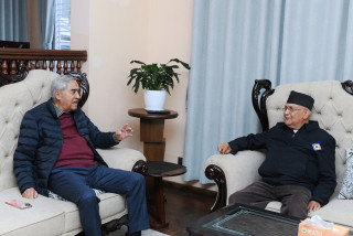 सभापति देउवा र अध्यक्ष ओलीबीच भेटवार्ता