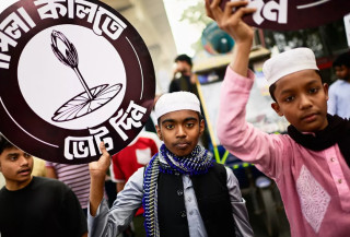 हसिनाको निष्कासनपछि बङ्गलादेश चुनावी प्रचारमा प्रवेश