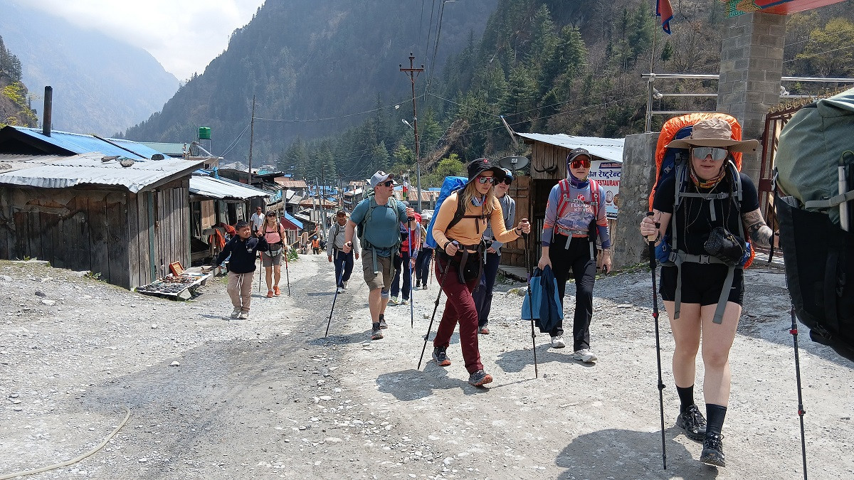 पाँच महिनामा एक लाखभन्दा बढी विदेशी नागरिक ‘ट्र्याकिङ’मा