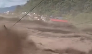 भोटेकोशी बाढीपछि तटीय क्षेत्रमा उच्च सतर्कता अपनाउन आग्रह