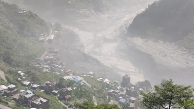 भोटेकोशी बाढी : पत्रकारसहित परिवारका ६ सदस्य सम्पर्कविहीन